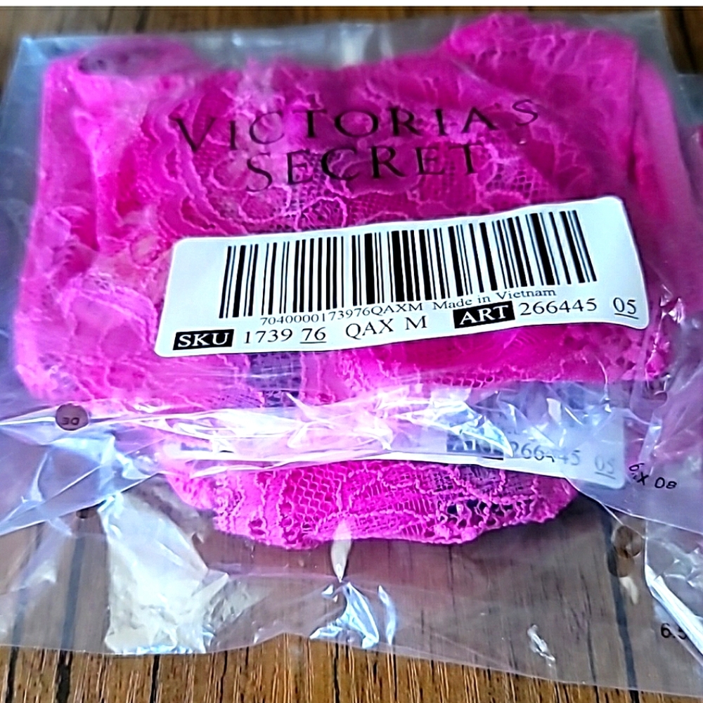 Victoria secret pink crotchless panties size medium